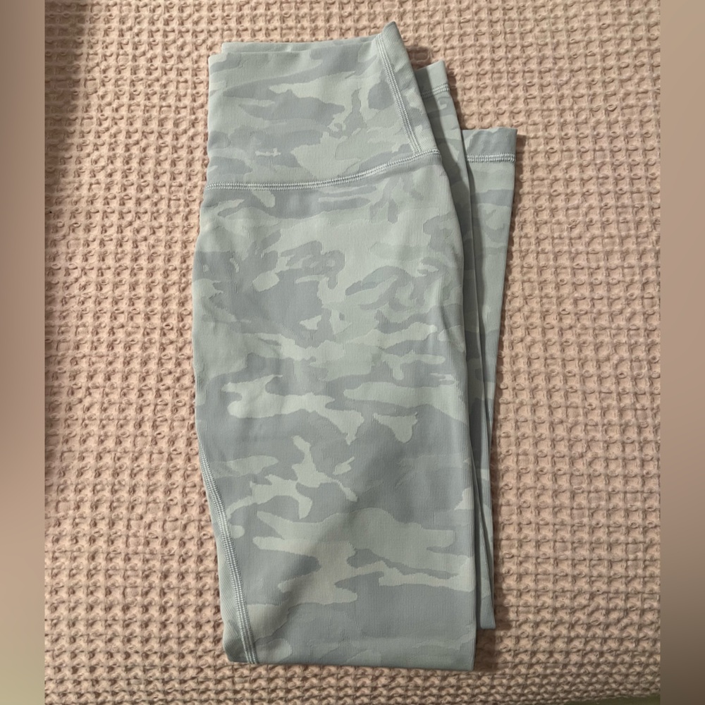 Lululemon Wunder Under Luxtreme Pant 25inch